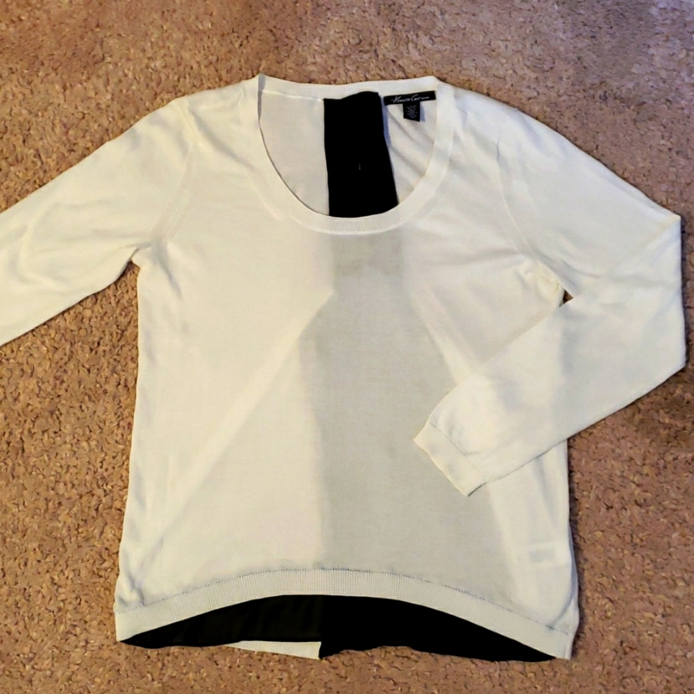 Kenneth Cole White Blouse Sweater top medium